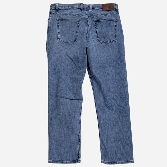 L.L. Bean Blue 36x30 Standard Fit Men’s Jeans with Coolmax - Picture 3 of 5